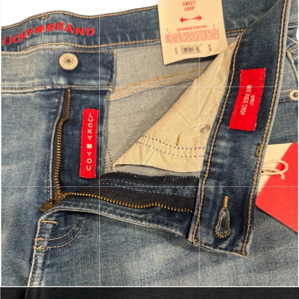 LUCKY BRAND Sweet Mid Rise Crop Jean Denim Advanced Stretch Light Wash NWT 12/31 - Picture 4 of 16